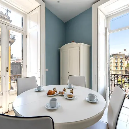 Partenope's House 24 アパート *