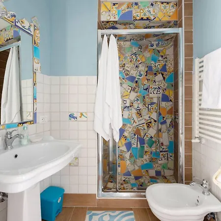 Partenope's House 24 * ナポリ