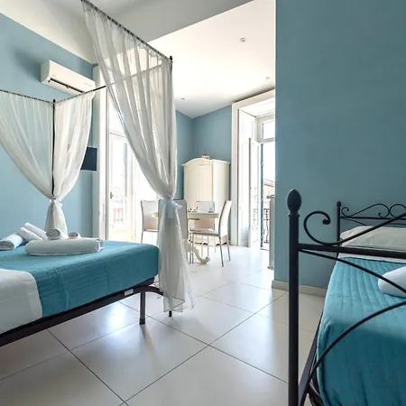 Апартаменты Partenope's House 24 *